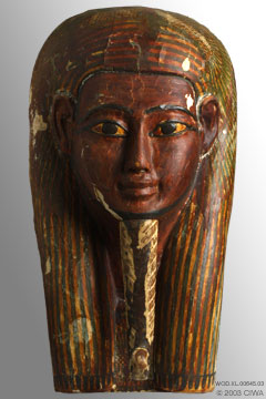 Royal wooden sarcophagus lid, Dyn. 18