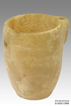 Alabaster unguent jar, Dyn. 18